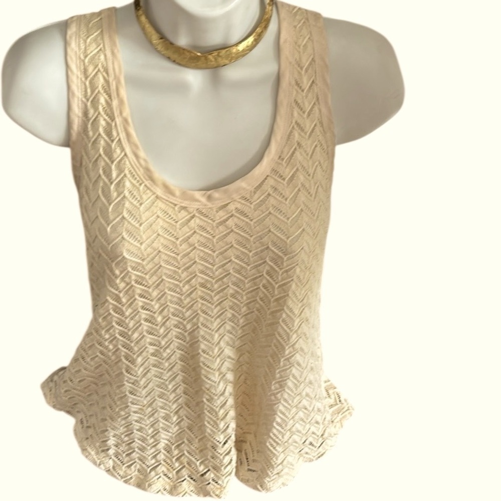 Cream Sleeveless Knit Tank Top with Textured Design